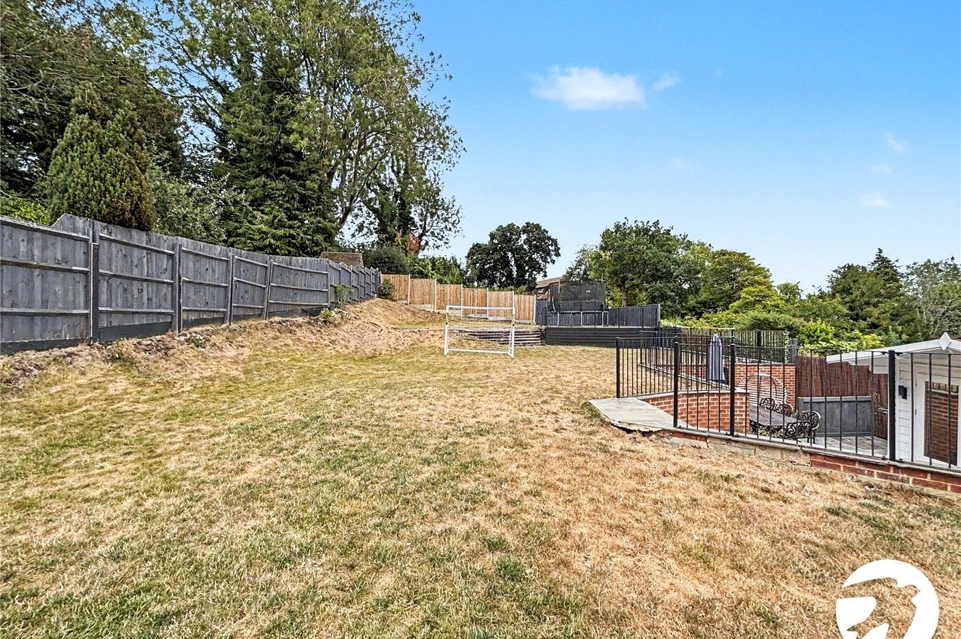 4 bedroom house for sale in Walderslade | Robinson Michael & Jackson