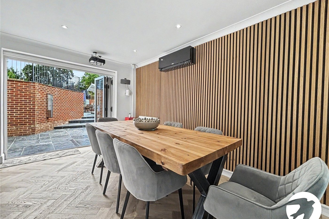 4 bedroom house for sale in Walderslade | Robinson Michael & Jackson