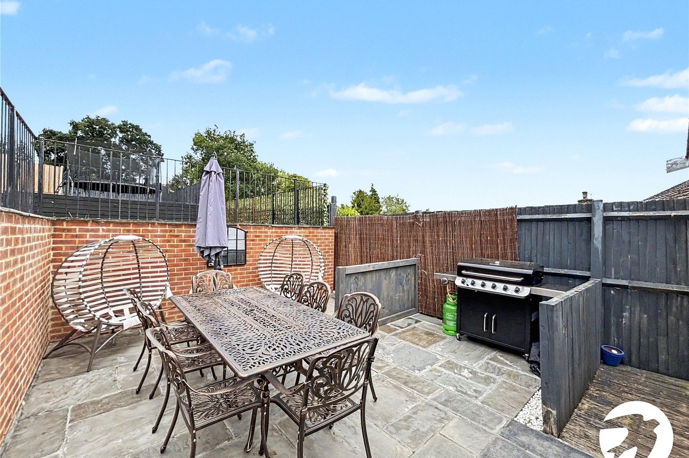 4 bedroom house for sale in Walderslade | Robinson Michael & Jackson