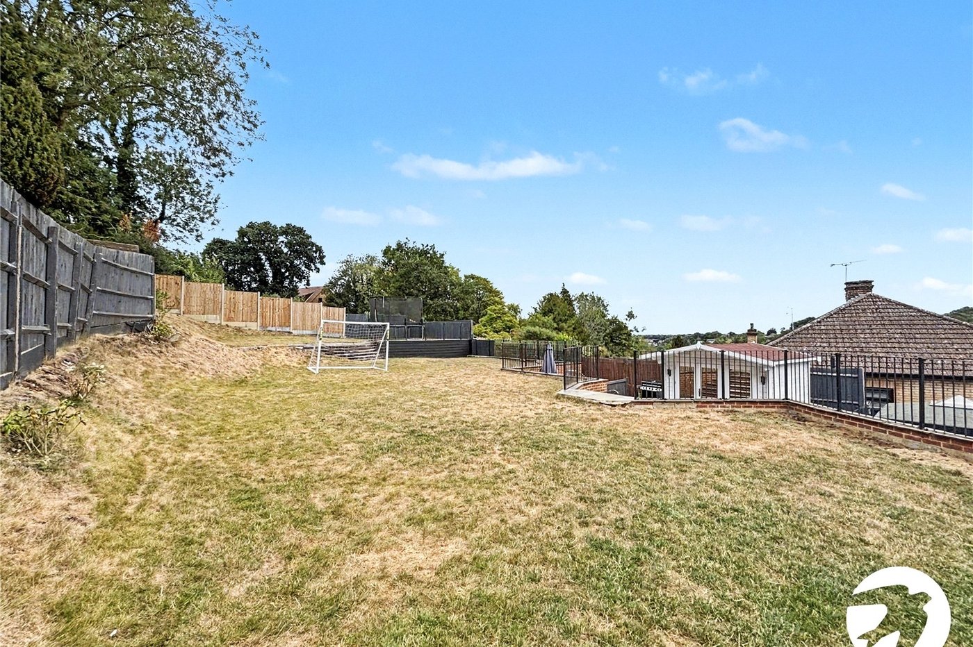 4 bedroom house for sale in Walderslade | Robinson Michael & Jackson