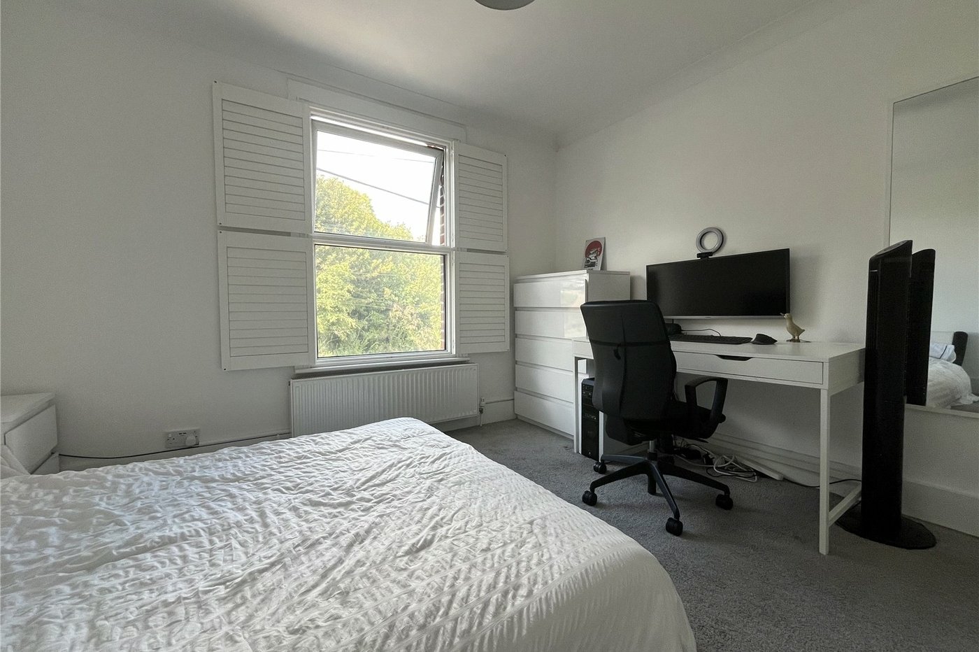 2 bedroom house for sale in Walderslade | Robinson Michael & Jackson