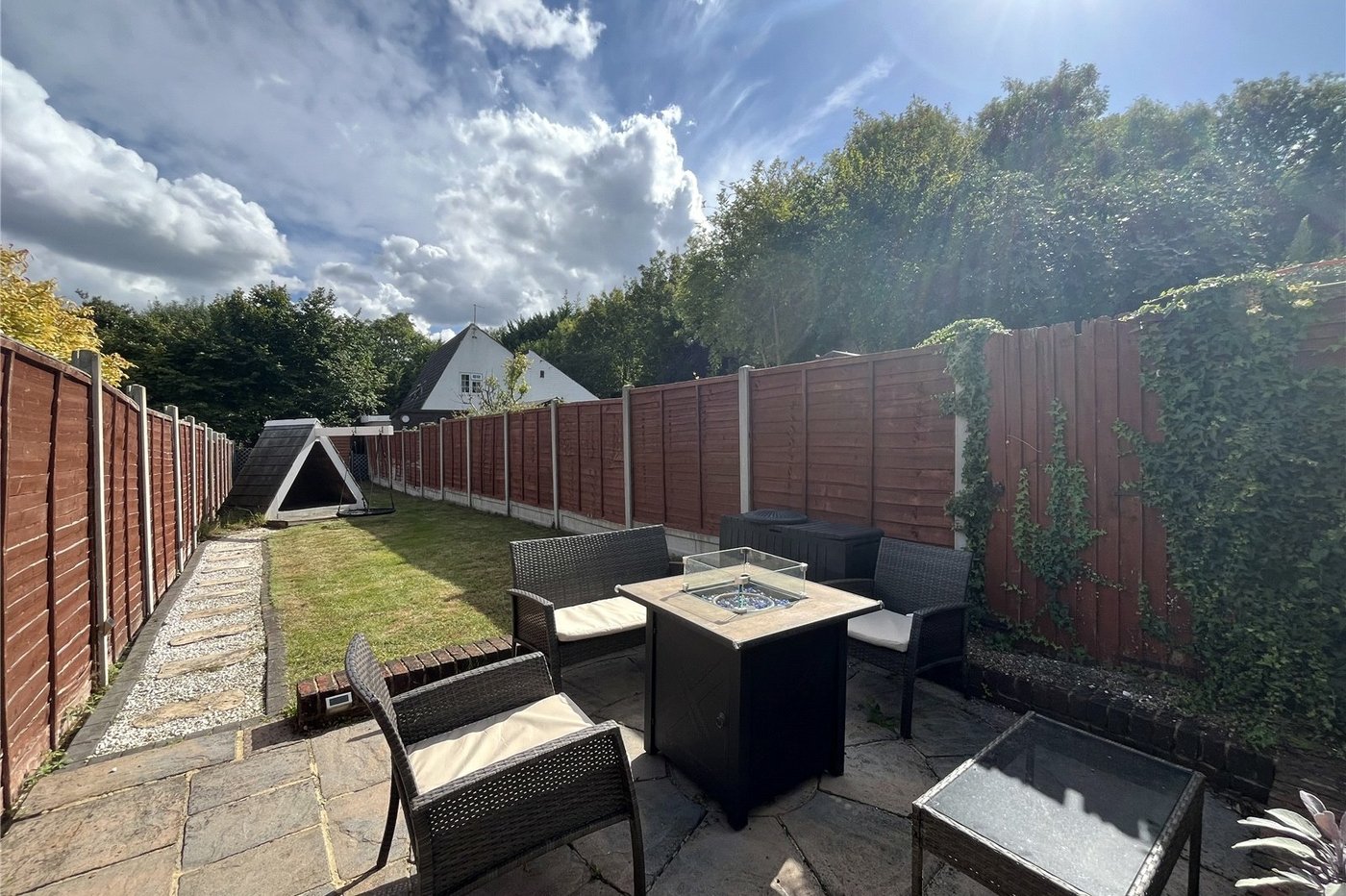 2 bedroom house for sale in Walderslade | Robinson Michael & Jackson