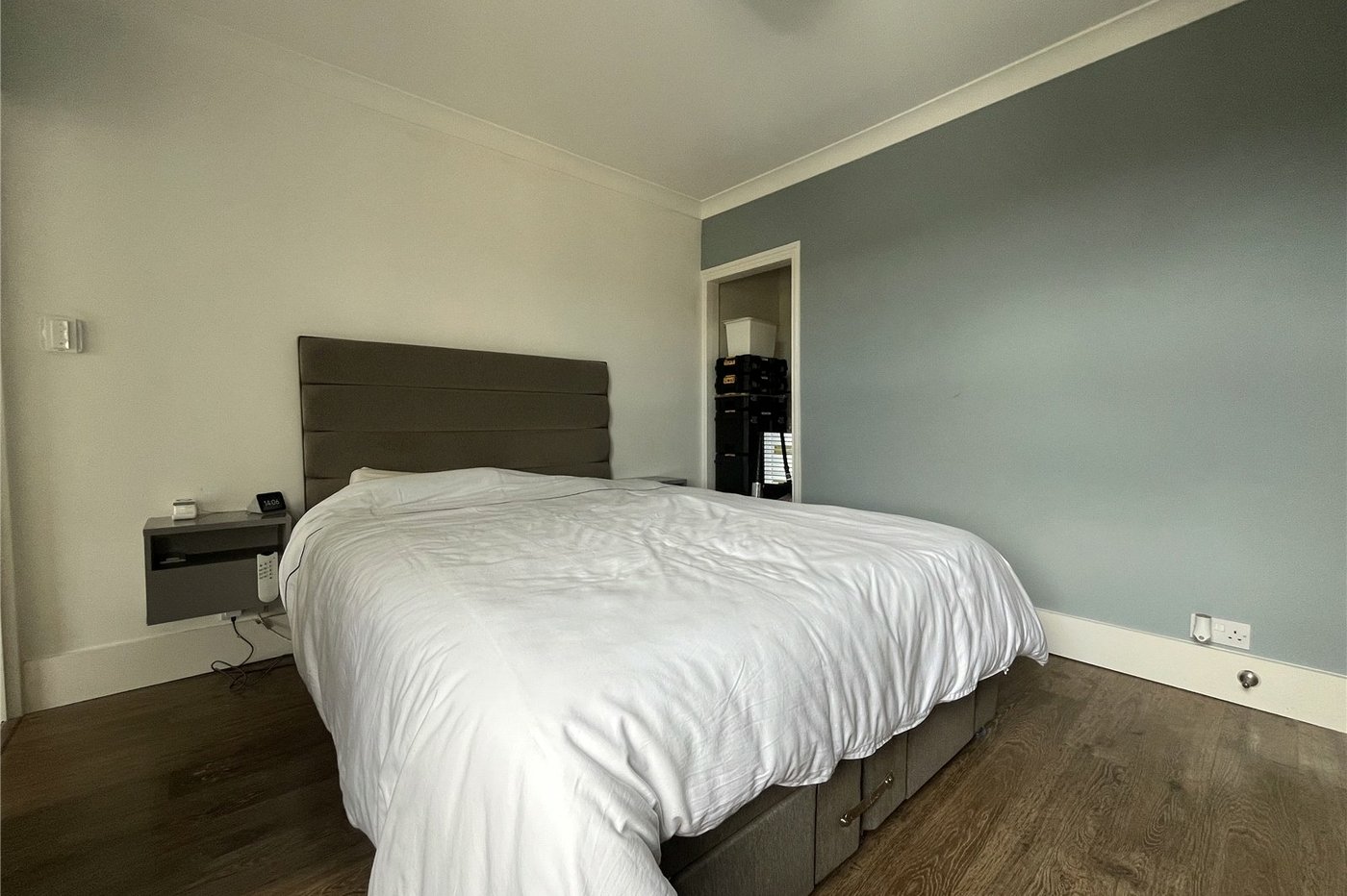 2 bedroom house for sale in Walderslade | Robinson Michael & Jackson