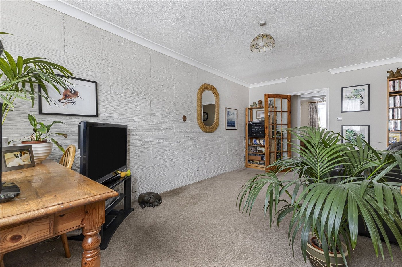2 bedroom property for sale in London Road | Robinson Jackson