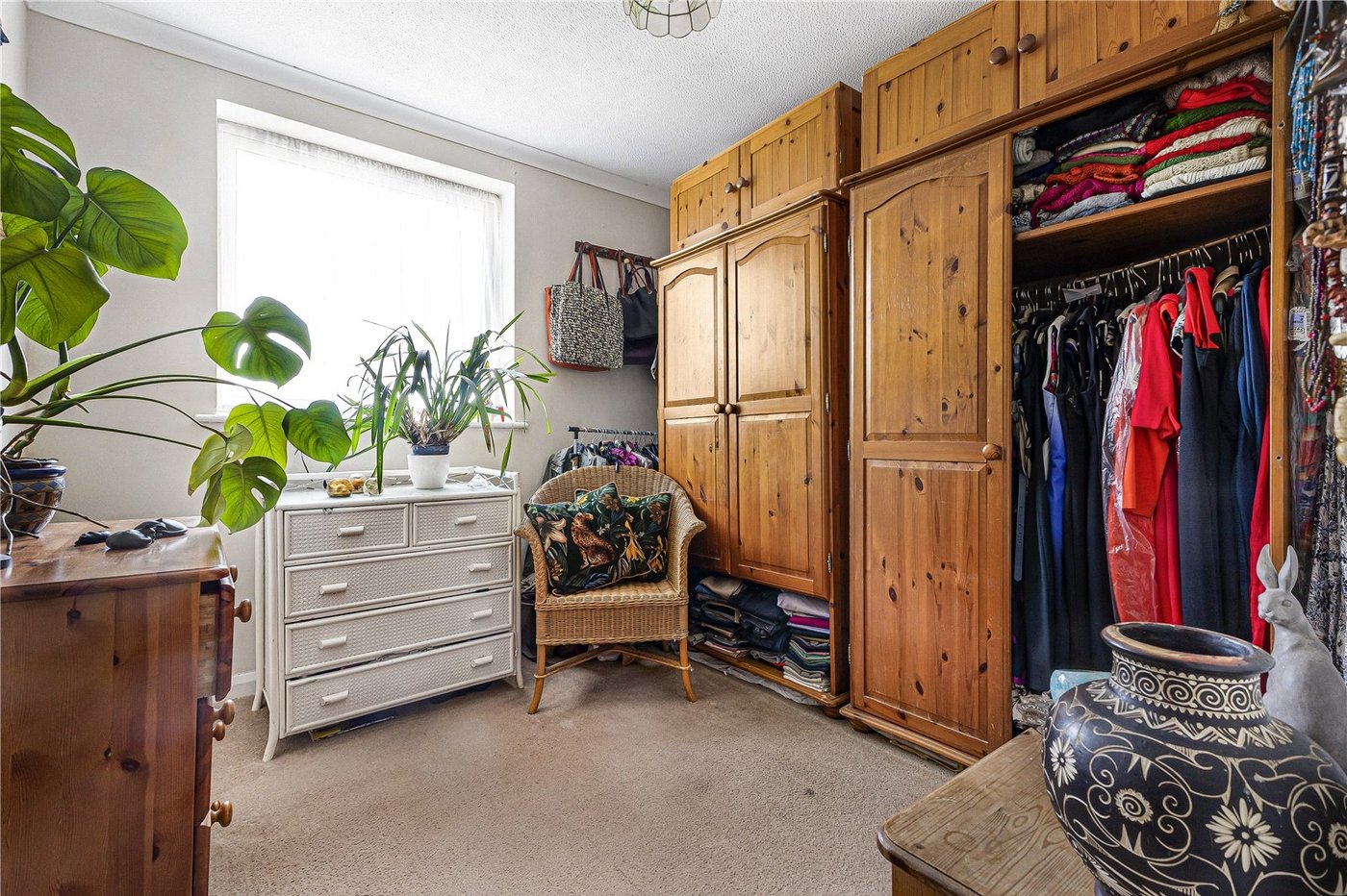 2 bedroom property for sale in London Road | Robinson Jackson