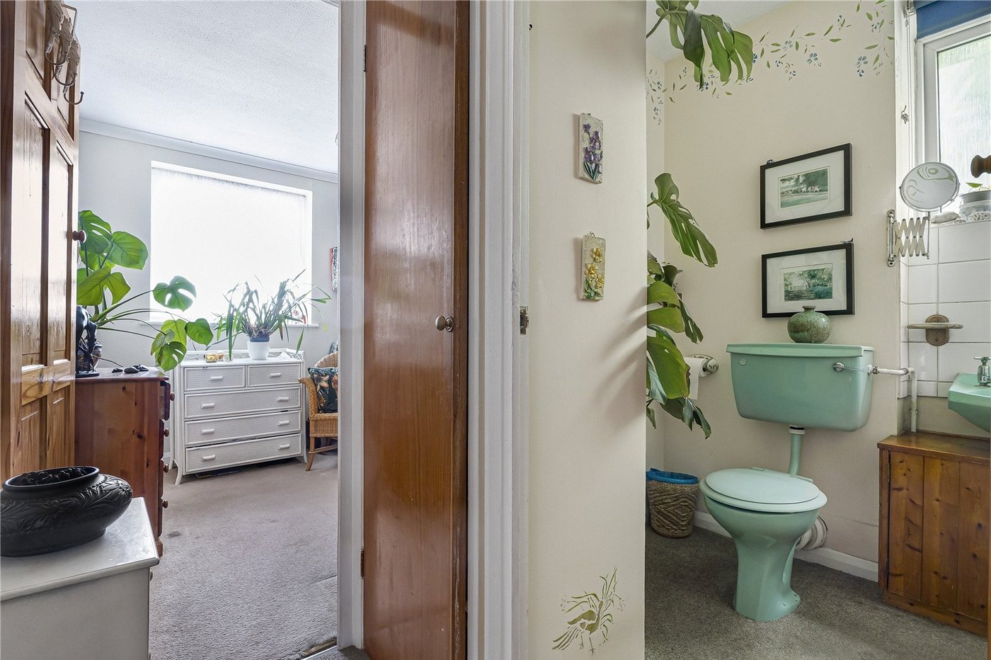 2 bedroom property for sale in London Road | Robinson Jackson