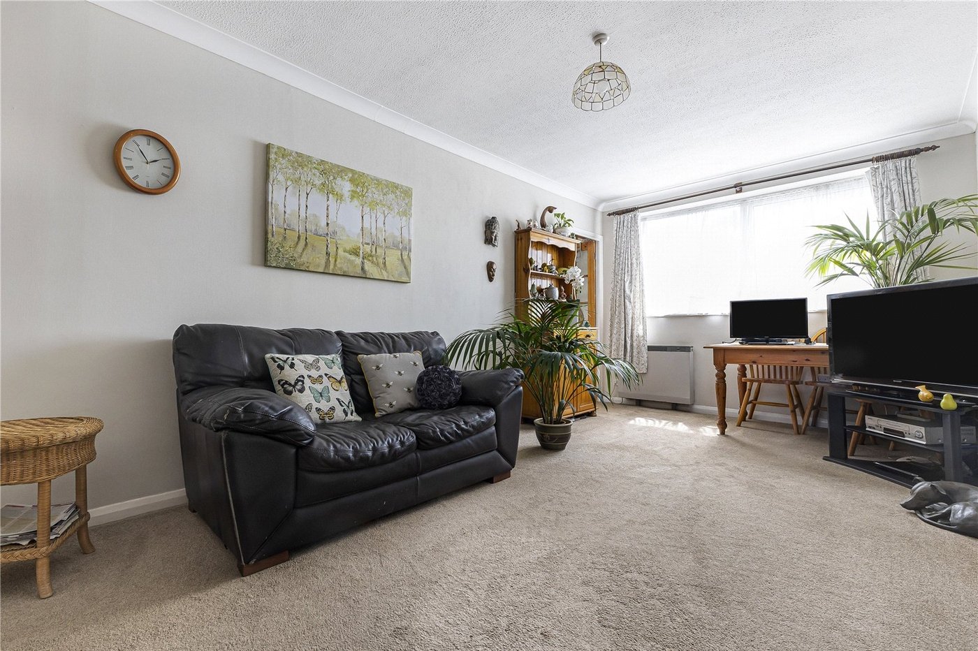 2 bedroom property for sale in London Road | Robinson Jackson