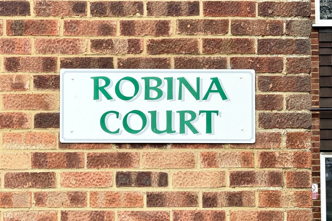 2 bedroom property for sale in London Road | Robinson Jackson