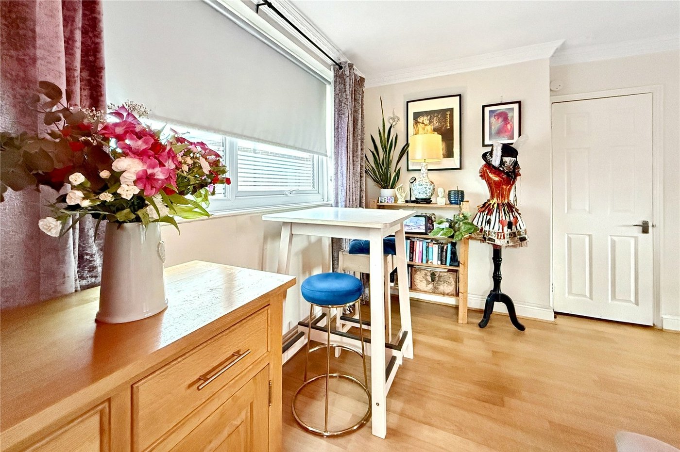 2 bedroom property for sale in London Road | Robinson Jackson
