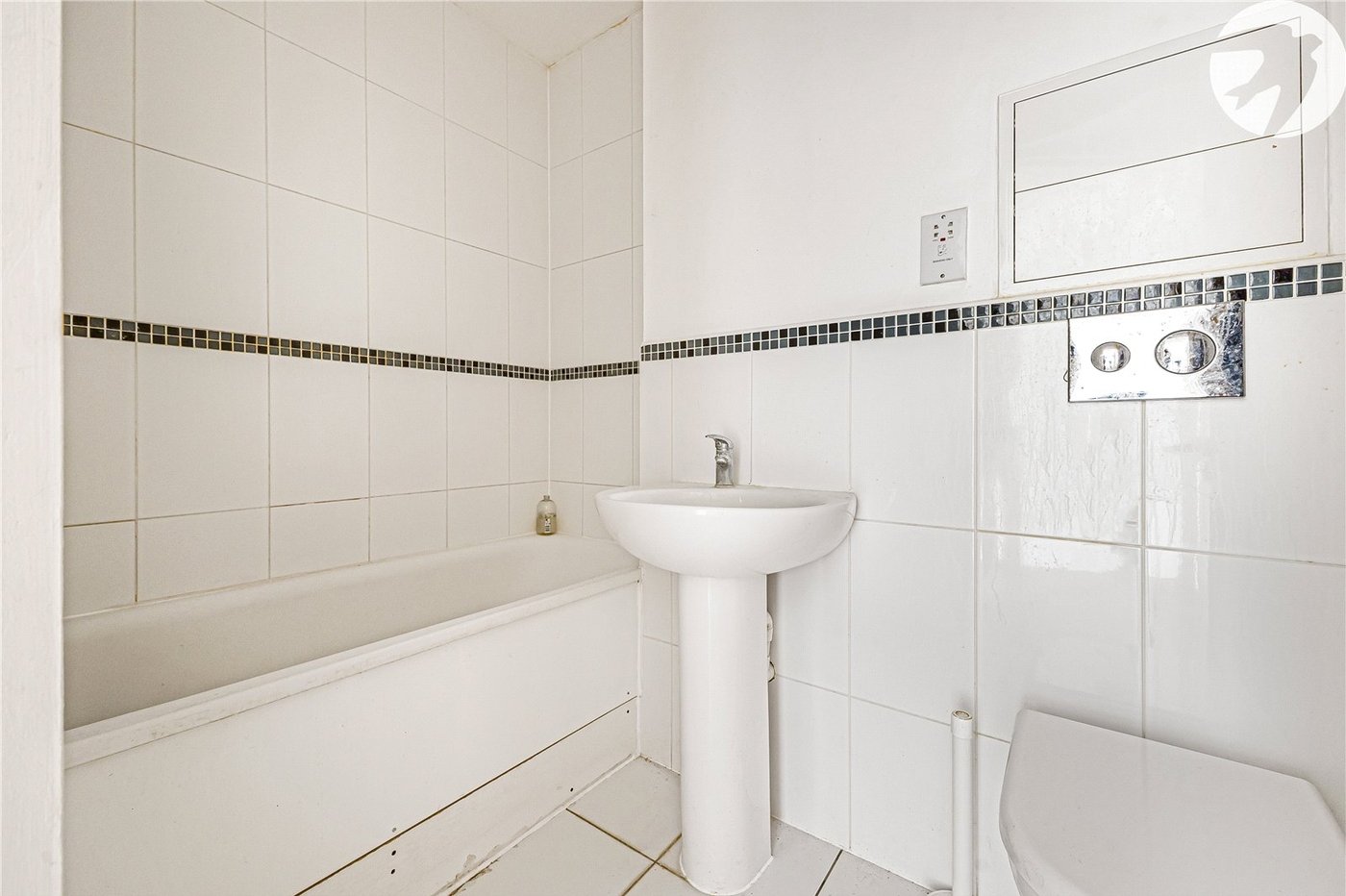 3 bedroom house for sale in Northfleet | Robinson Michael & Jackson