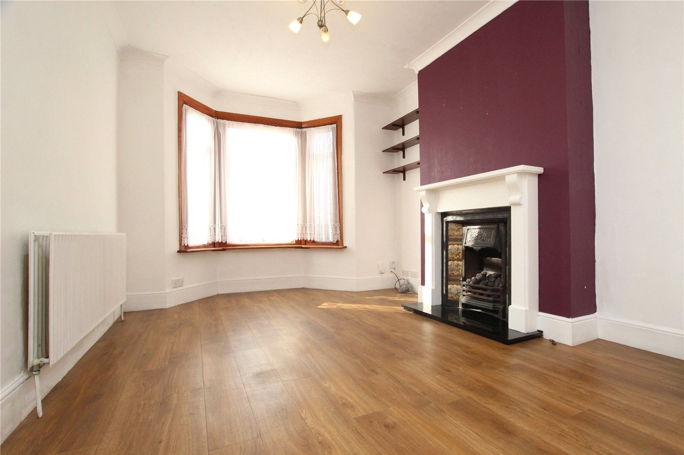 2 bedroom house for sale in London | Robinson Jackson