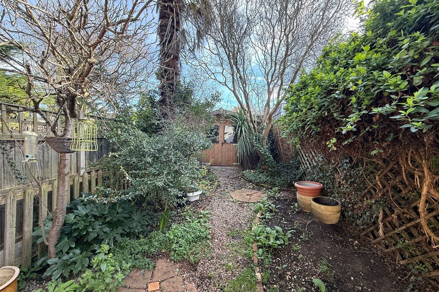 2 bedroom house for sale in London | Robinson Jackson