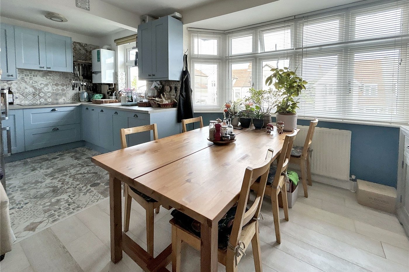 2 bedroom property for sale in Blackfen | Robinson Jackson