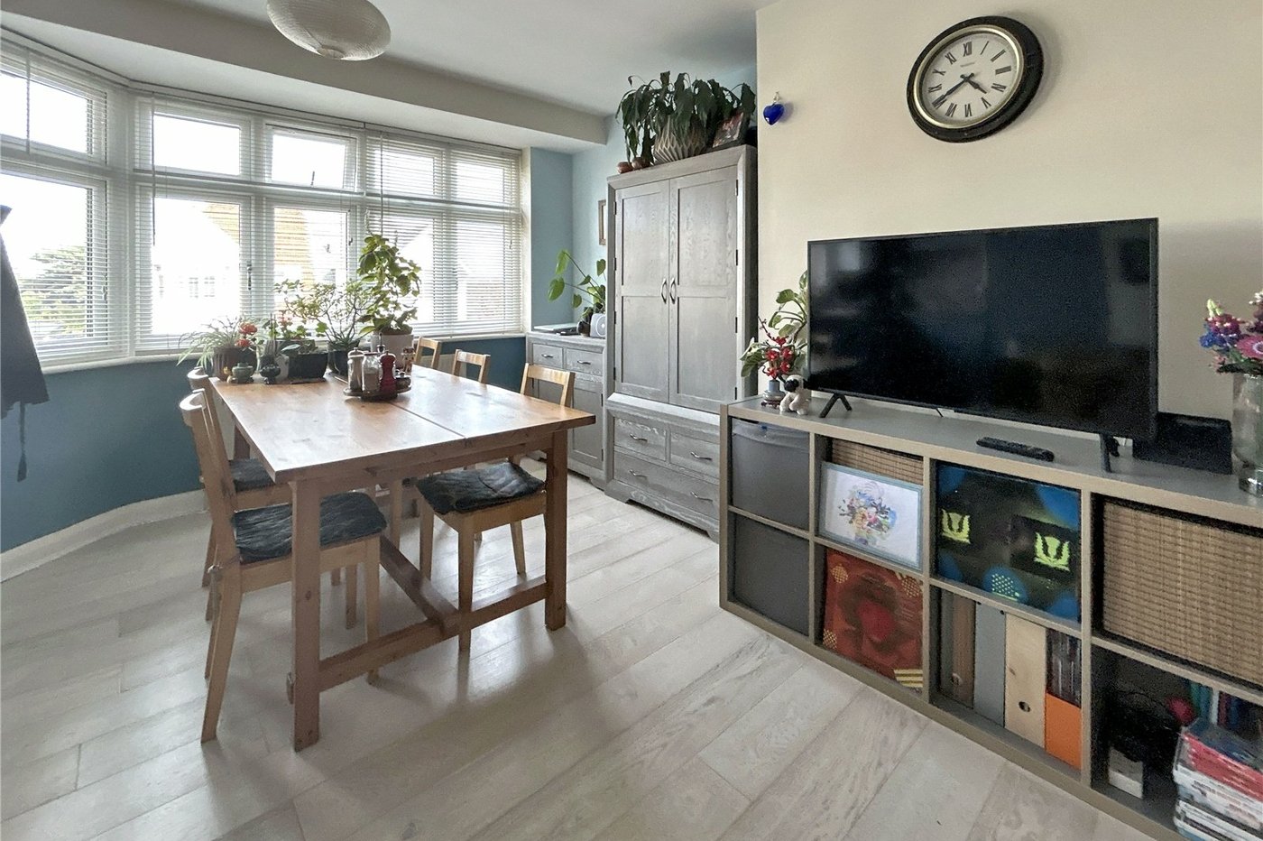 2 bedroom property for sale in Blackfen | Robinson Jackson