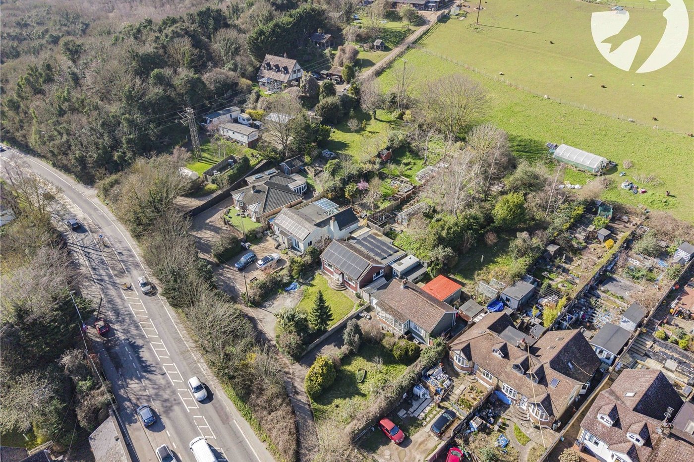 3 bedroom bungalow for sale in Cuxton | Robinson Michael & Jackson