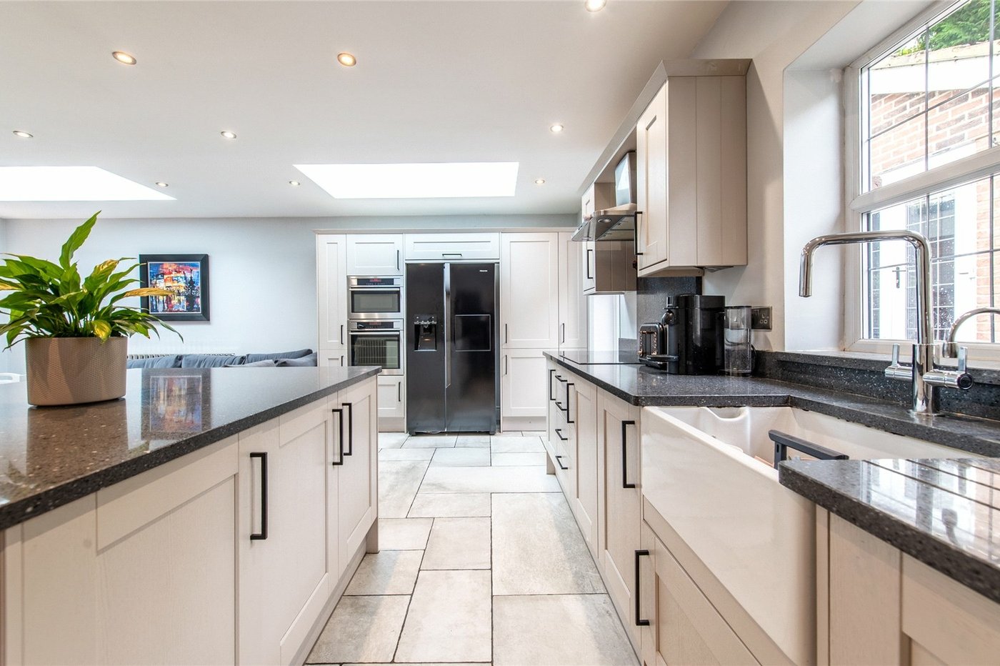 4 bedroom bungalow for sale in Cuxton | Robinson Michael & Jackson