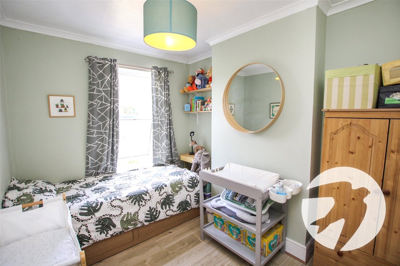 3 bedroom house for sale in London | Robinson Jackson