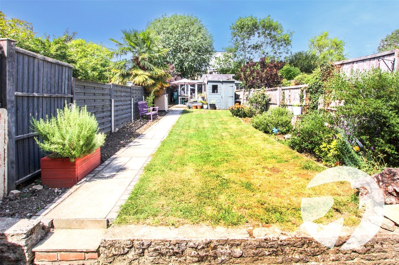 3 bedroom house for sale in London | Robinson Jackson