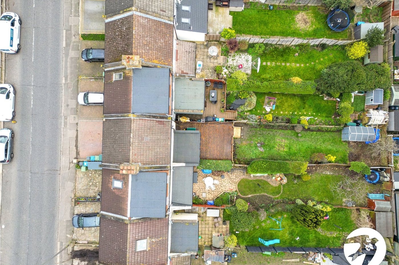 3 bedroom house for sale in London | Robinson Jackson