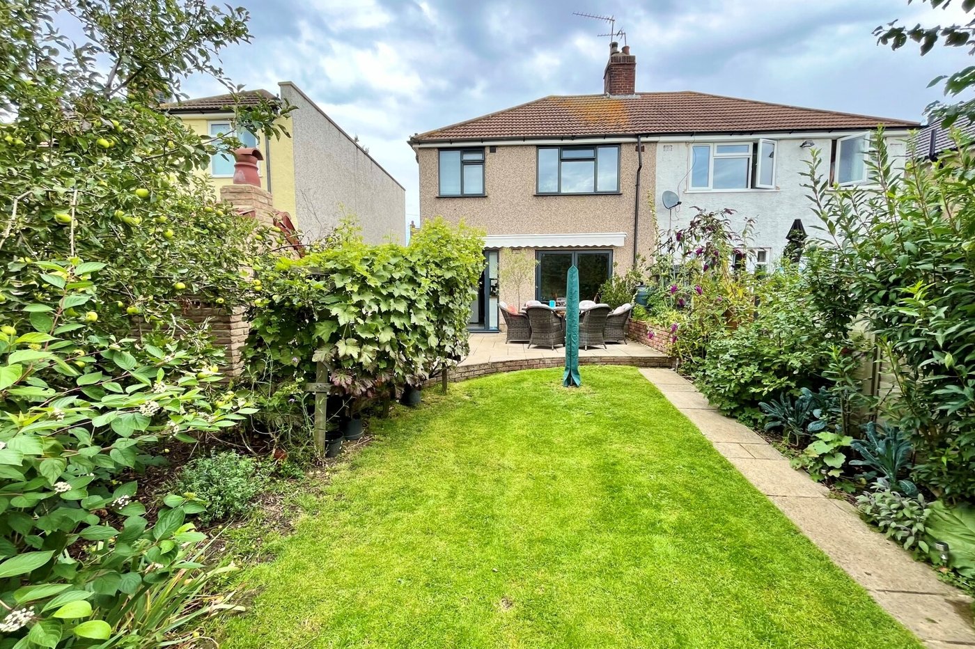 3 bedroom house for sale in Sidcup | Robinson Jackson