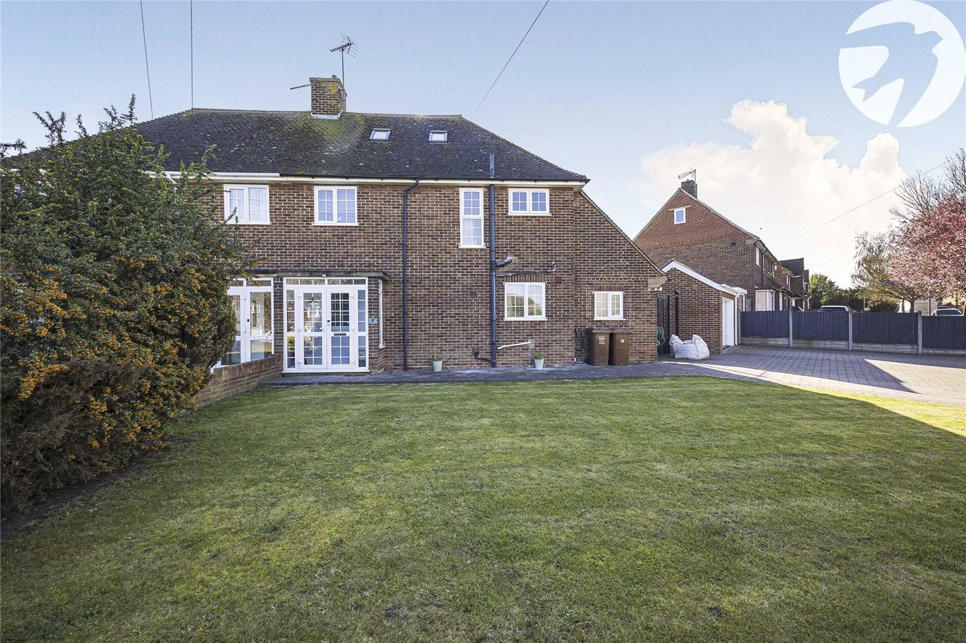 3 bedroom house for sale in Cliffe | Robinson Michael & Jackson