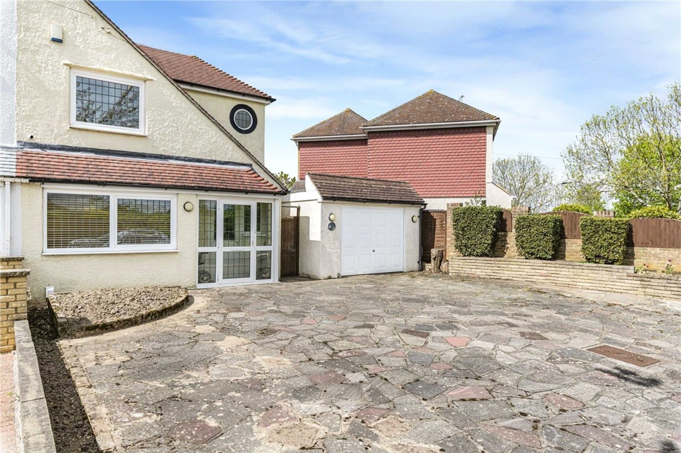 3 bedroom house for sale in Orpington | Robinson Jackson