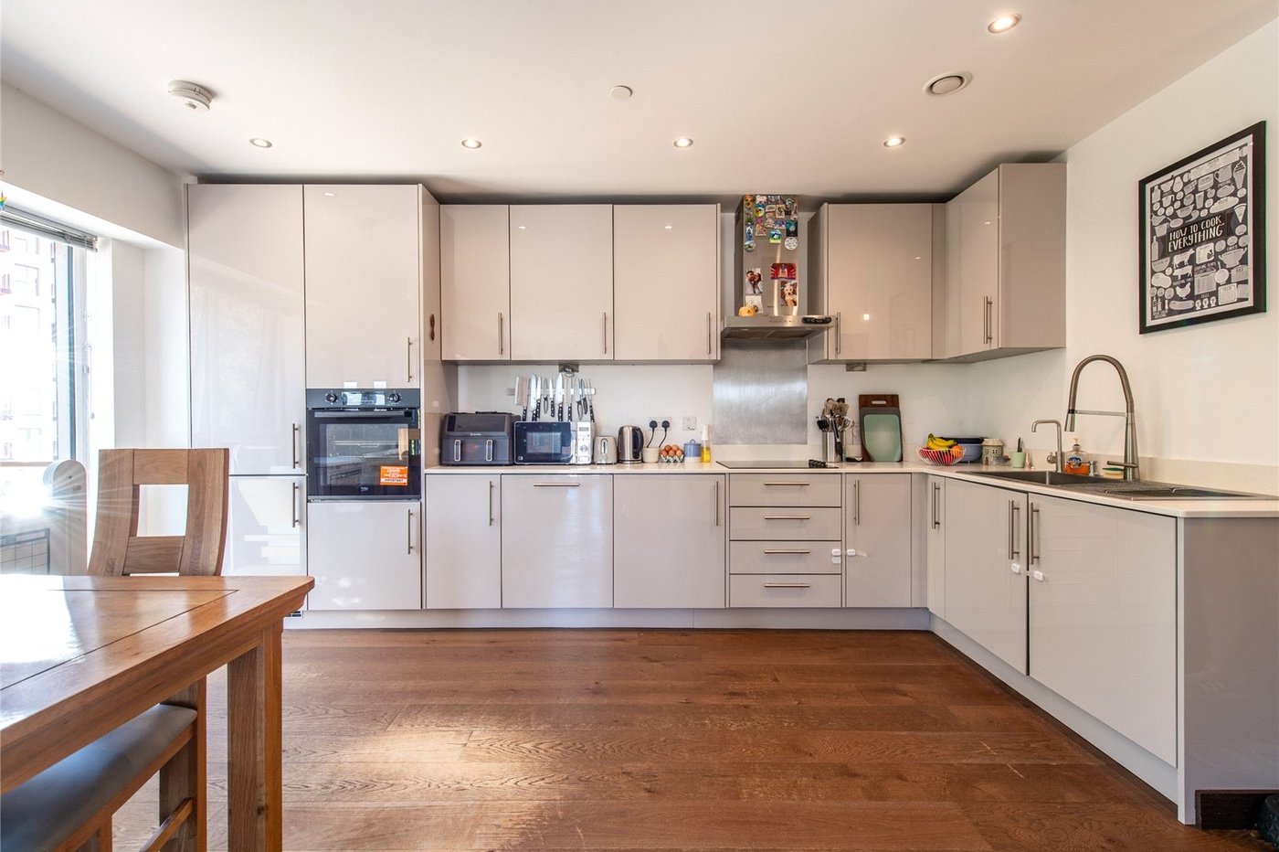 2 bedroom property for sale in Maidstone | Robinson Michael & Jackson