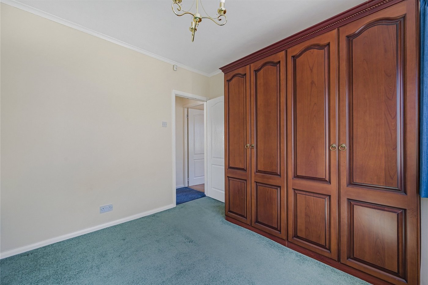 2 bedroom bungalow for sale in Welling | Robinson Jackson