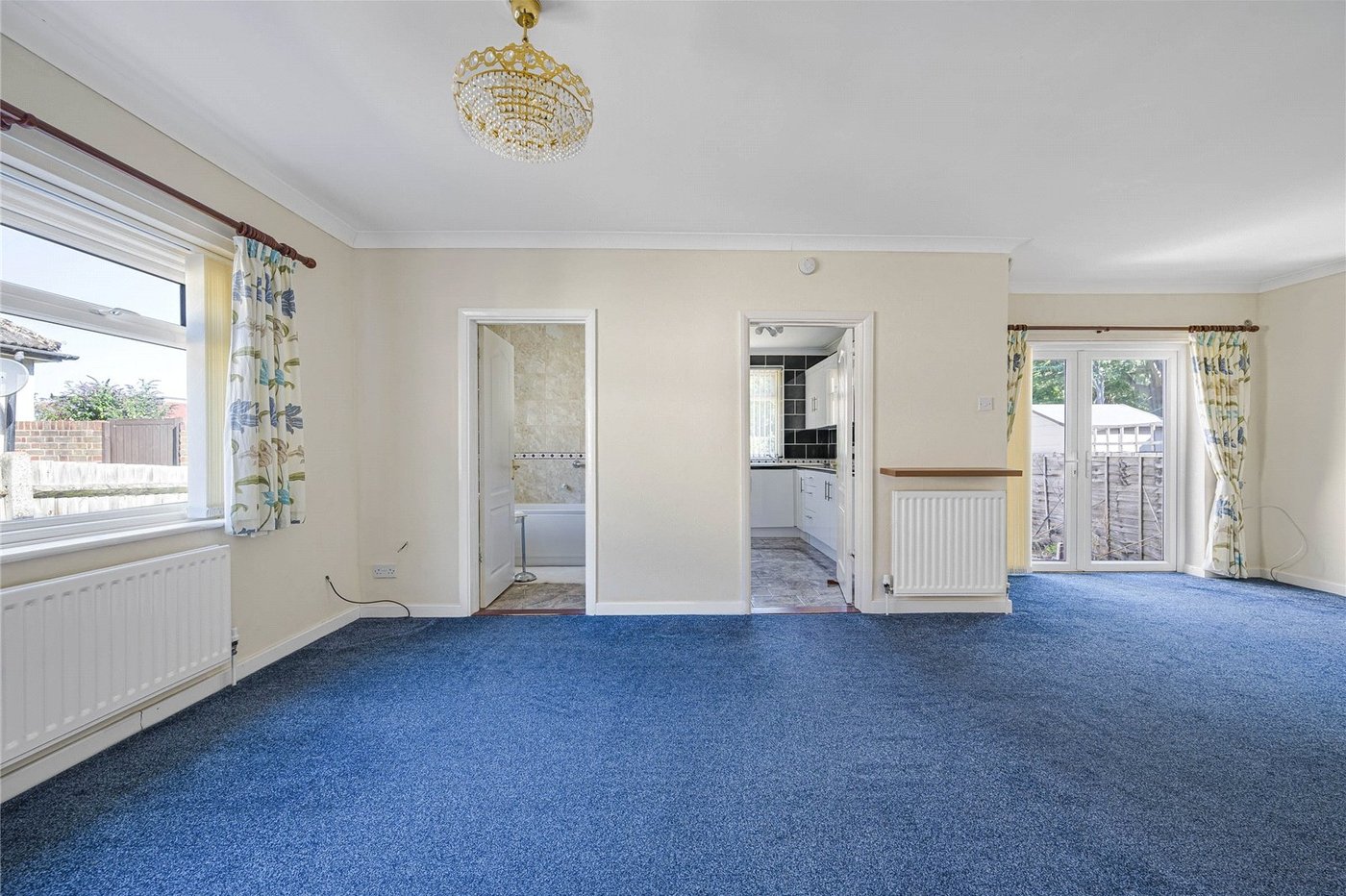 2 bedroom bungalow for sale in Welling | Robinson Jackson