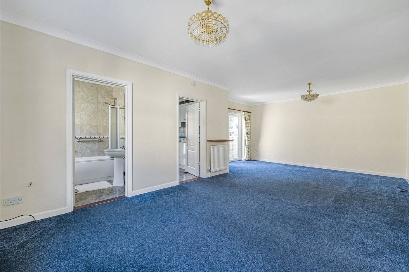 2 bedroom bungalow for sale in Welling | Robinson Jackson