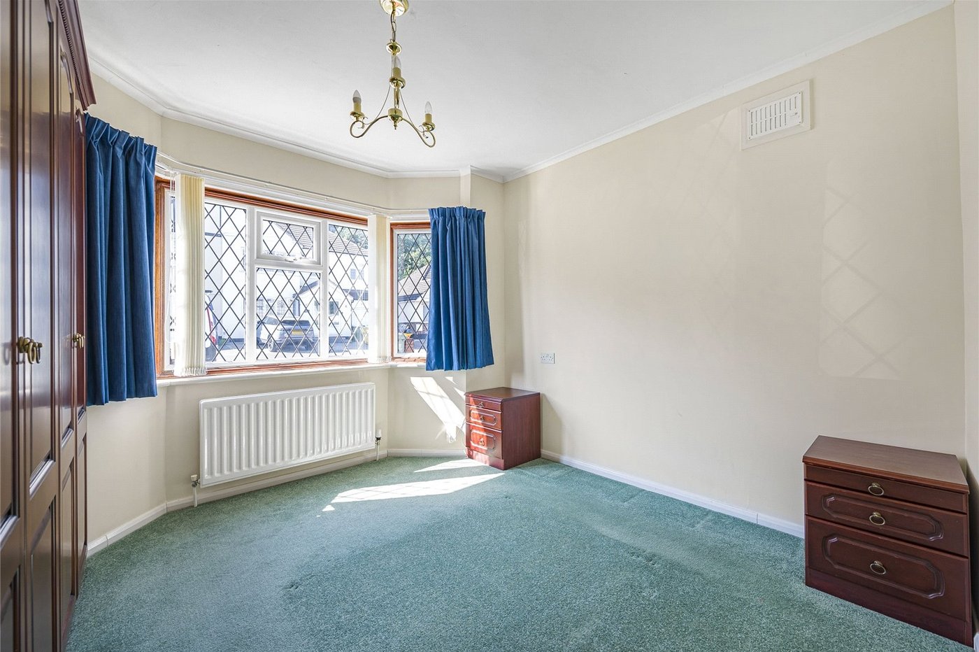 2 bedroom bungalow for sale in Welling | Robinson Jackson