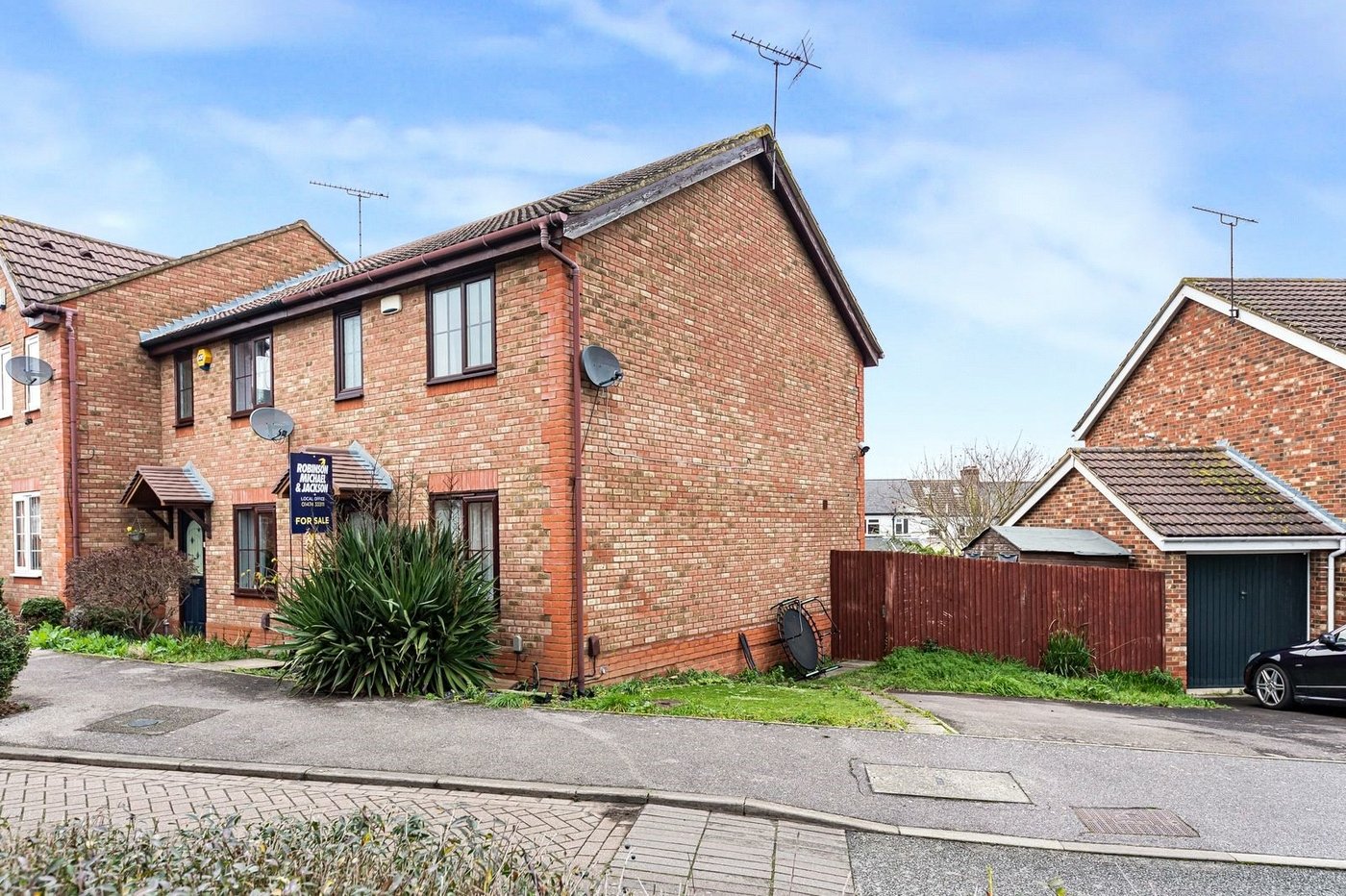 2 bedroom house for sale in Northfleet | Robinson Michael & Jackson