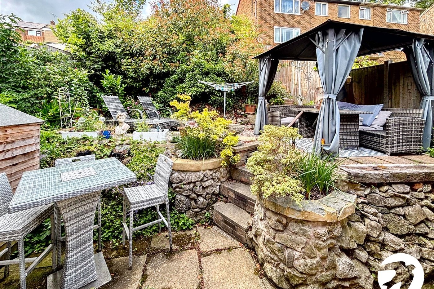 2 bedroom property for sale in Maidstone | Robinson Michael & Jackson