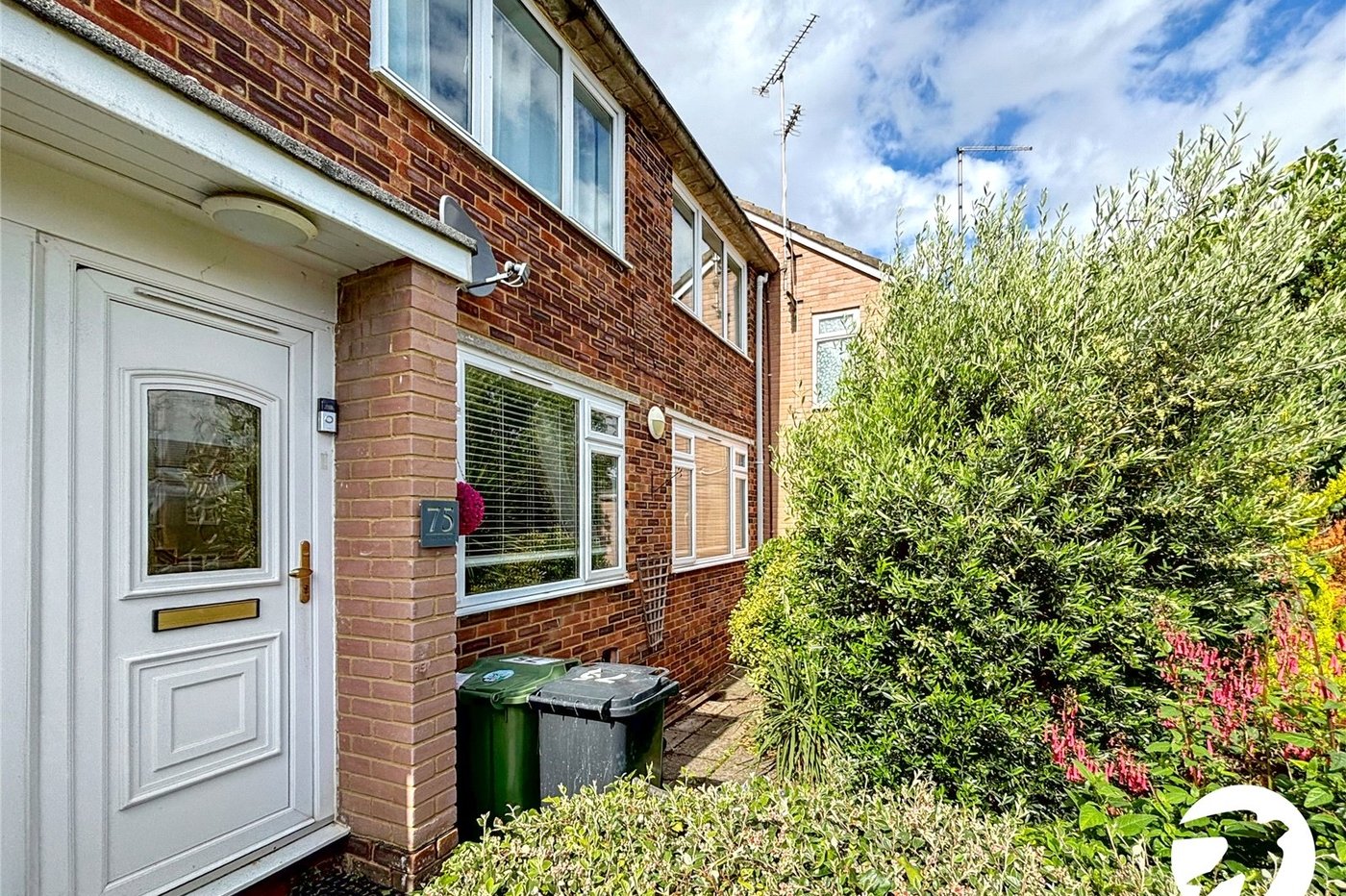 2 bedroom property for sale in Maidstone | Robinson Michael & Jackson