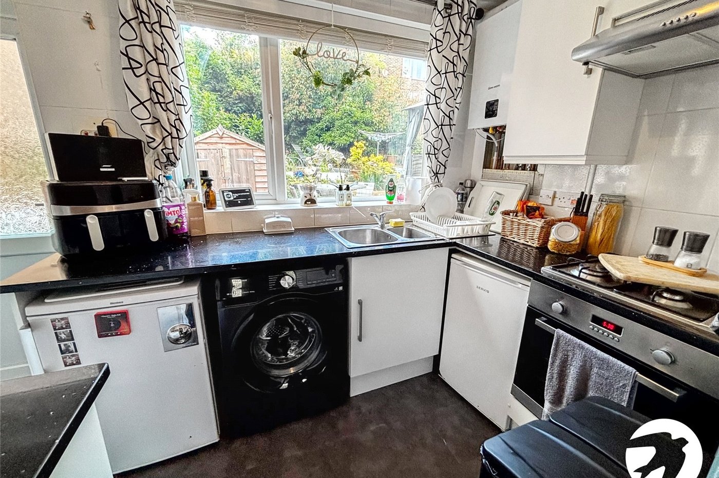 2 bedroom property for sale in Maidstone | Robinson Michael & Jackson