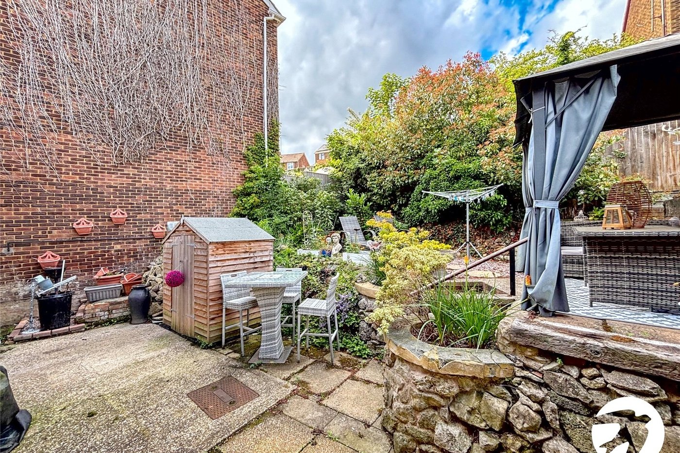 2 bedroom property for sale in Maidstone | Robinson Michael & Jackson