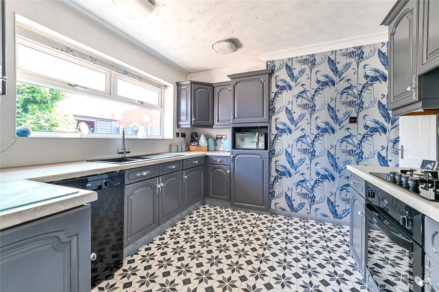 3 bedroom house for sale in Sittingbourne | Robinson Michael & Jackson