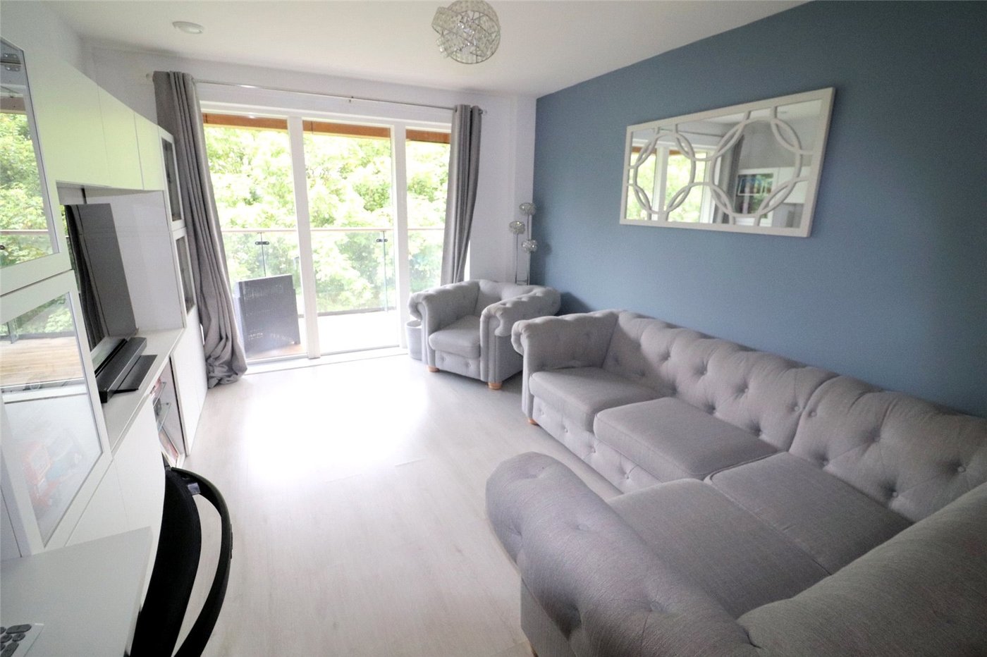 2 bedroom property for sale in Furners Close | Robinson Jackson