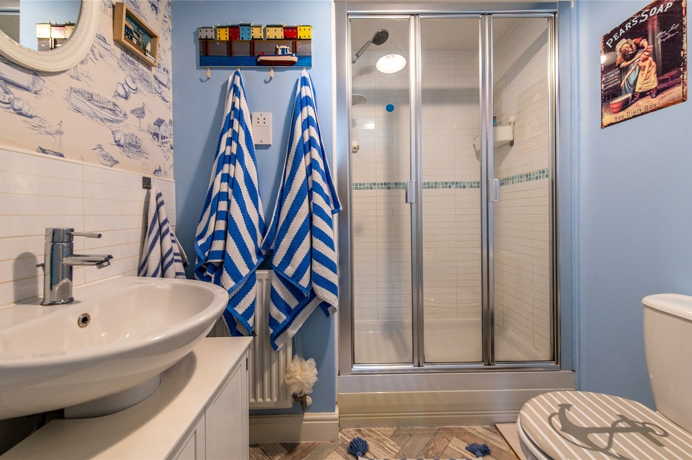 4 bedroom property for sale in Gillingham | Robinson Michael & Jackson