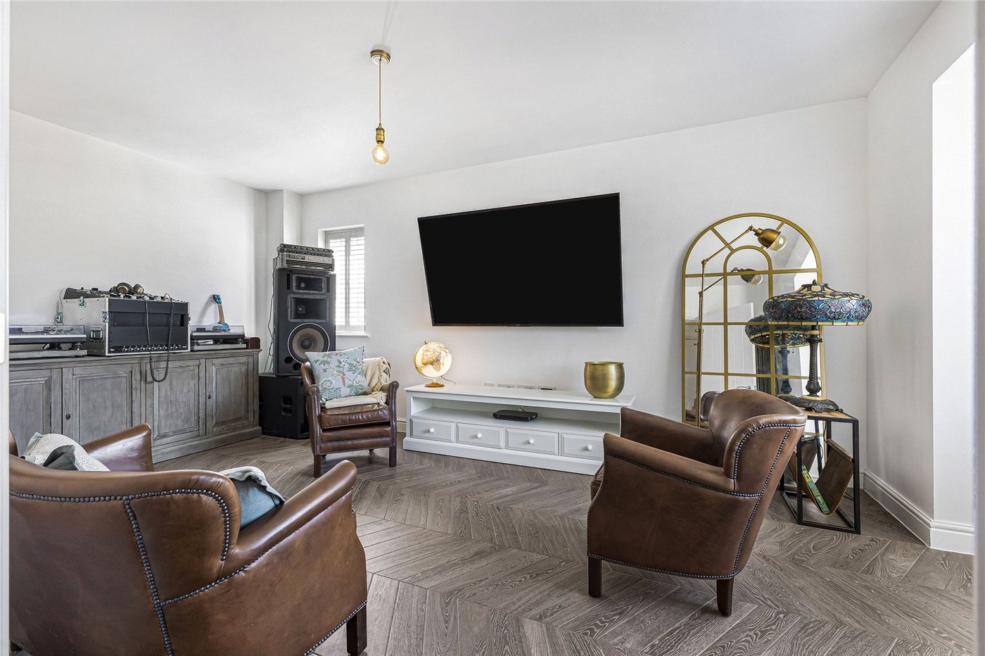 3 bedroom house for sale in Cliffe Woods | Robinson Michael & Jackson