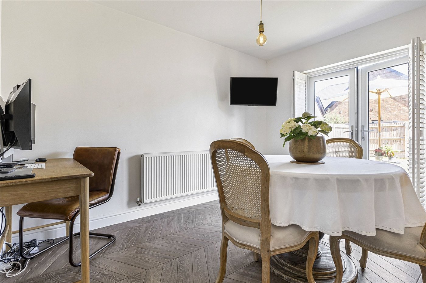 3 bedroom house for sale in Cliffe Woods | Robinson Michael & Jackson
