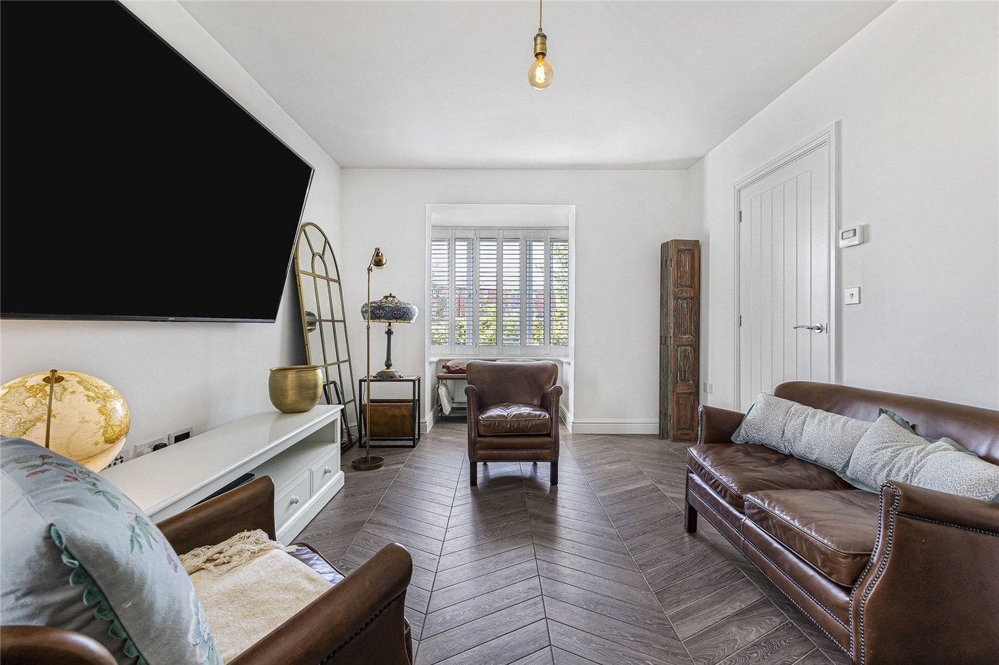 3 bedroom house for sale in Cliffe Woods | Robinson Michael & Jackson