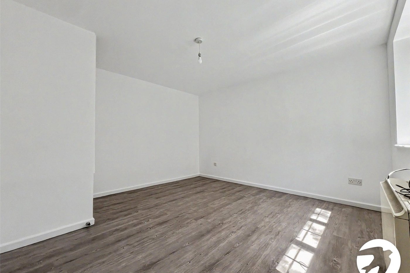 1 bedroom house for sale in Chatham | Robinson Michael & Jackson