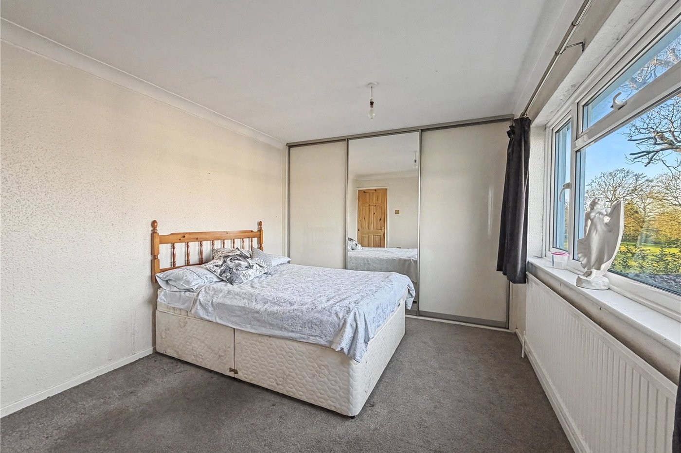 2 bedroom house for sale in Rainham | Robinson Michael & Jackson