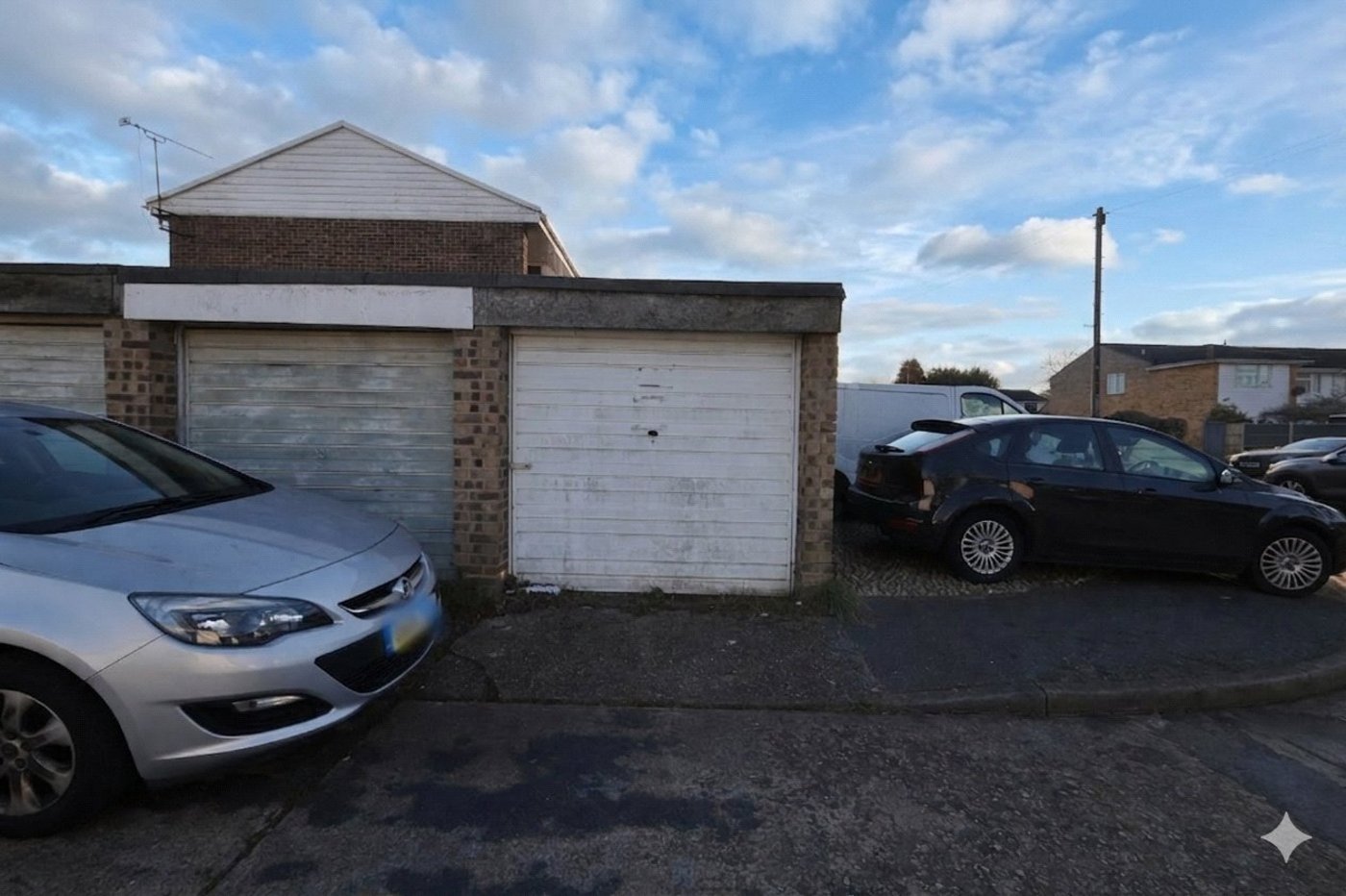 2 bedroom house for sale in Rainham | Robinson Michael & Jackson