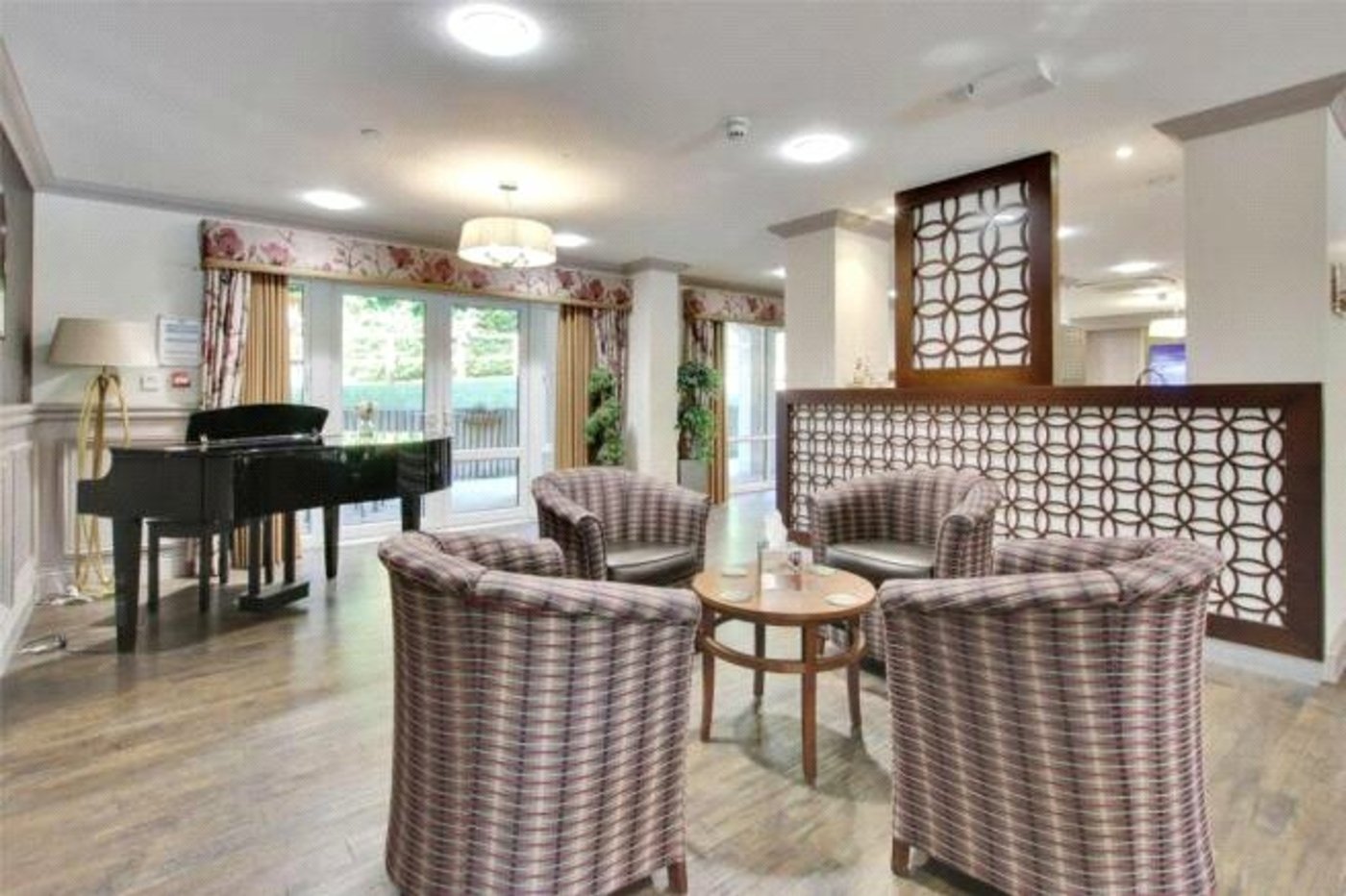 2 bedroom property for sale in Hextable | Robinson Jackson