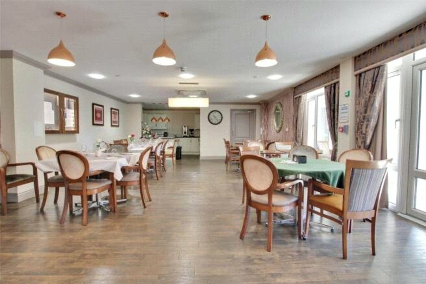 2 bedroom property for sale in Hextable | Robinson Jackson