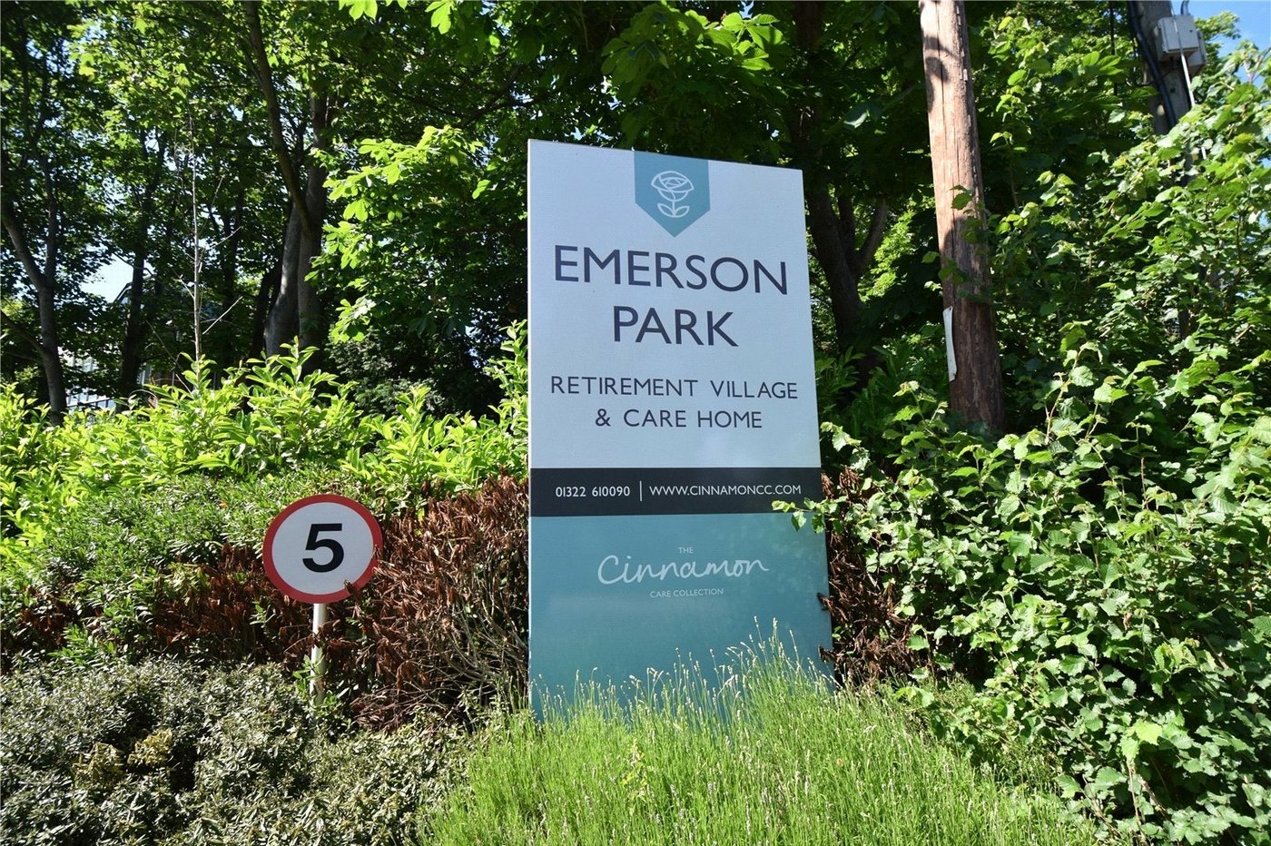 2 bedroom property for sale in Hextable | Robinson Jackson