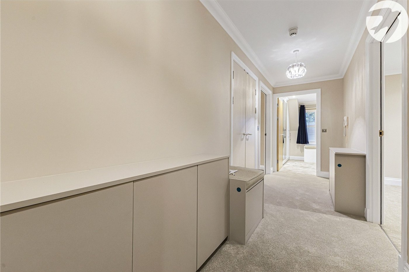 2 bedroom property for sale in Hextable | Robinson Jackson