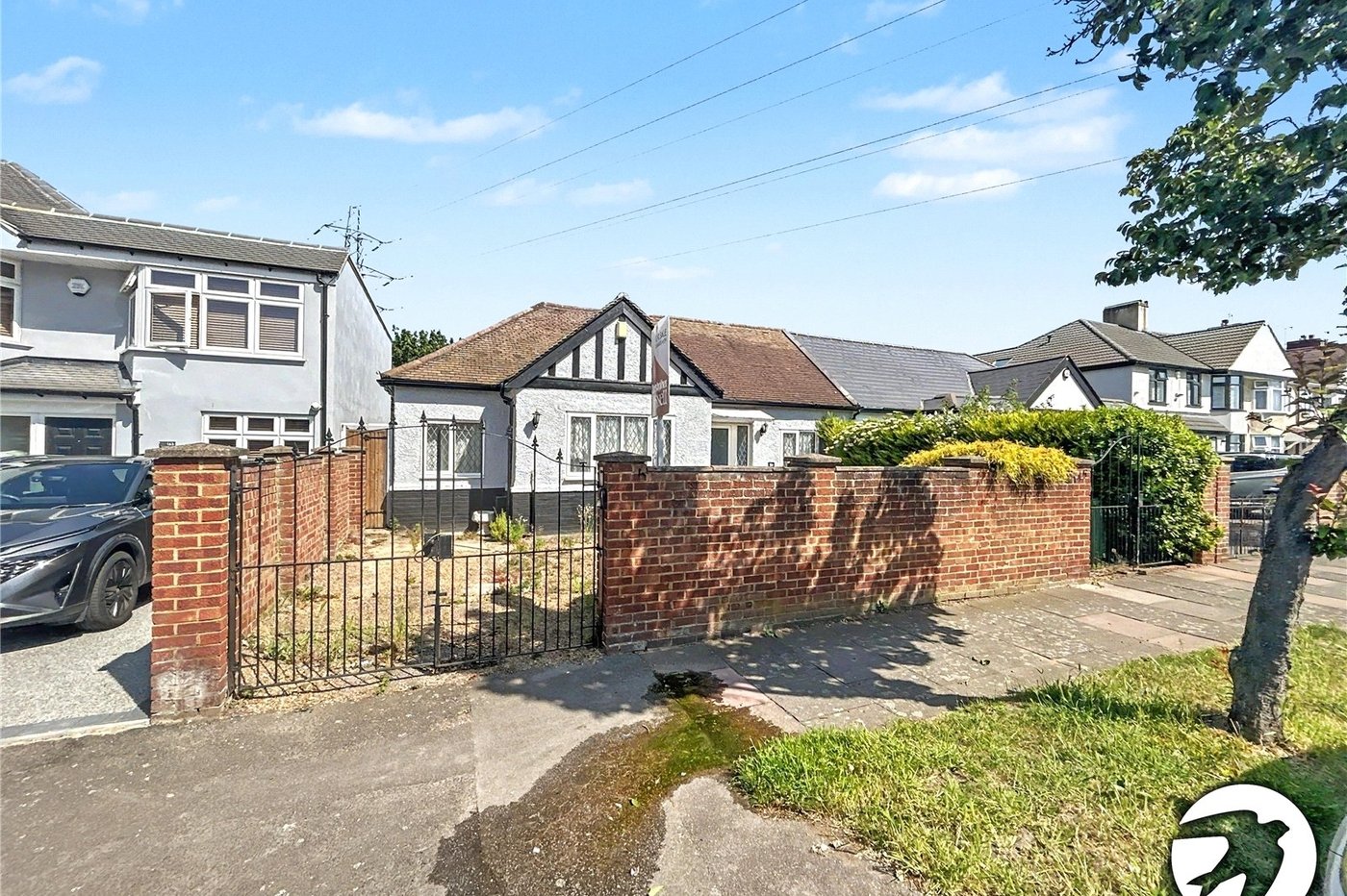 4 bedroom bungalow for sale in Sidcup | Robinson Jackson